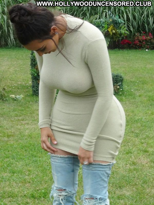 Kim Kardashian Big Boobs Summer Posing Hot Big Tits Beautiful Big