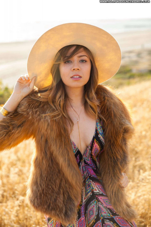 Jennette Mccurdy Sexy Summer Photoshoot Posing Hot Babe Celebrity