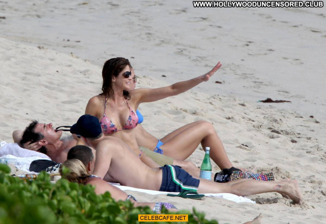 Stephanie Seymour Babe Bikini Bar Celebrity Posing Hot Beautiful