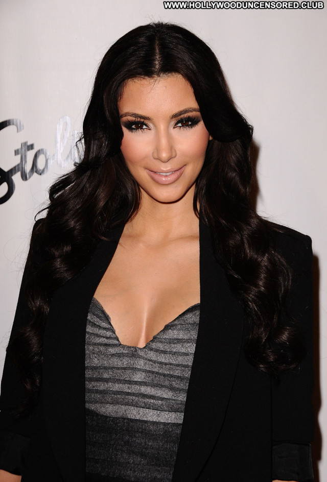 Kim Kardashian Fashion Show Celebrity Beautiful Babe Posing Hot