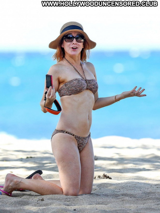 Bikini Bikini Beautiful Celebrity Paparazzi Posing Hot Beach Babe