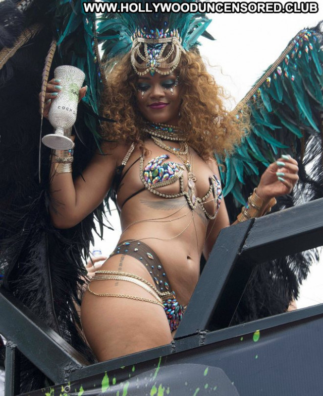 Rihanna No Source  Celebrity Posing Hot Barbados Beautiful Babe