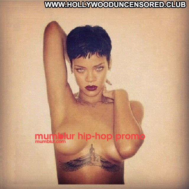 Rihanna No Source Beautiful Celebrity Babe Posing Hot