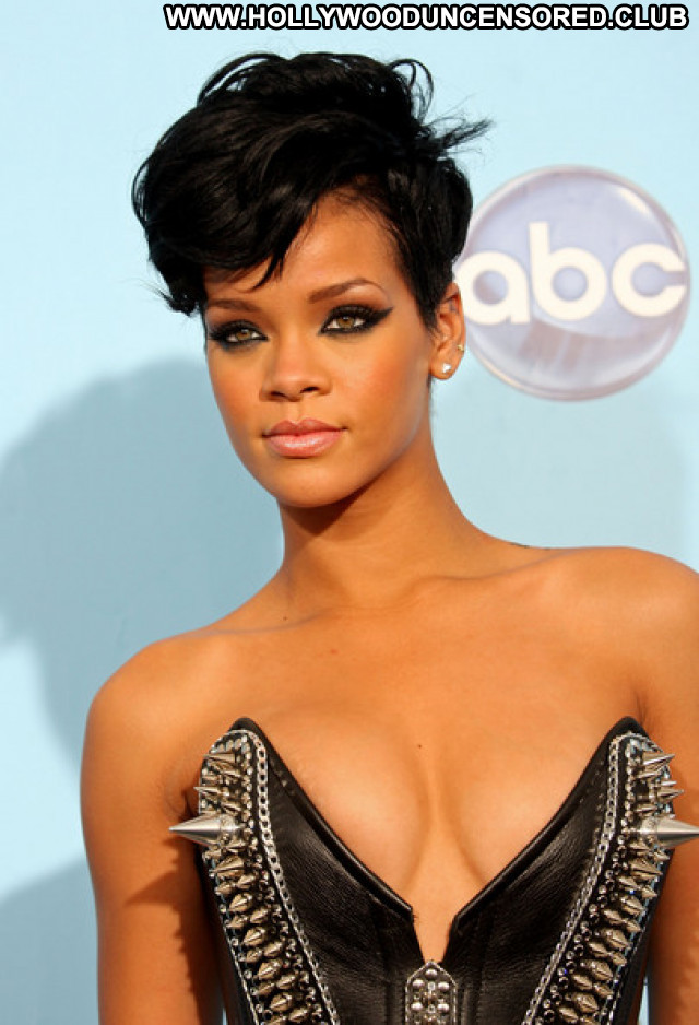 Rihanna No Source Beautiful Babe Posing Hot Celebrity