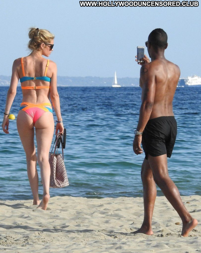 Doutzen Kroes Beautiful Babe Celebrity Posing Hot Bikini Ibiza