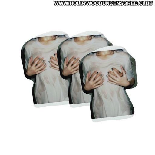 Kylie Jenner Posing Hot Straight Beautiful Babe Celebrity Hot American Sexy Reality Nice Model