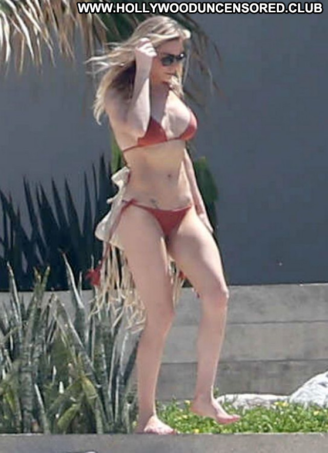 Leann Rimes Babe Pool Bikini Beautiful American Posing Hot Celebrity
