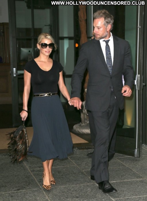 Jessica Posing Hot Beautiful Babe Straight Celebrity