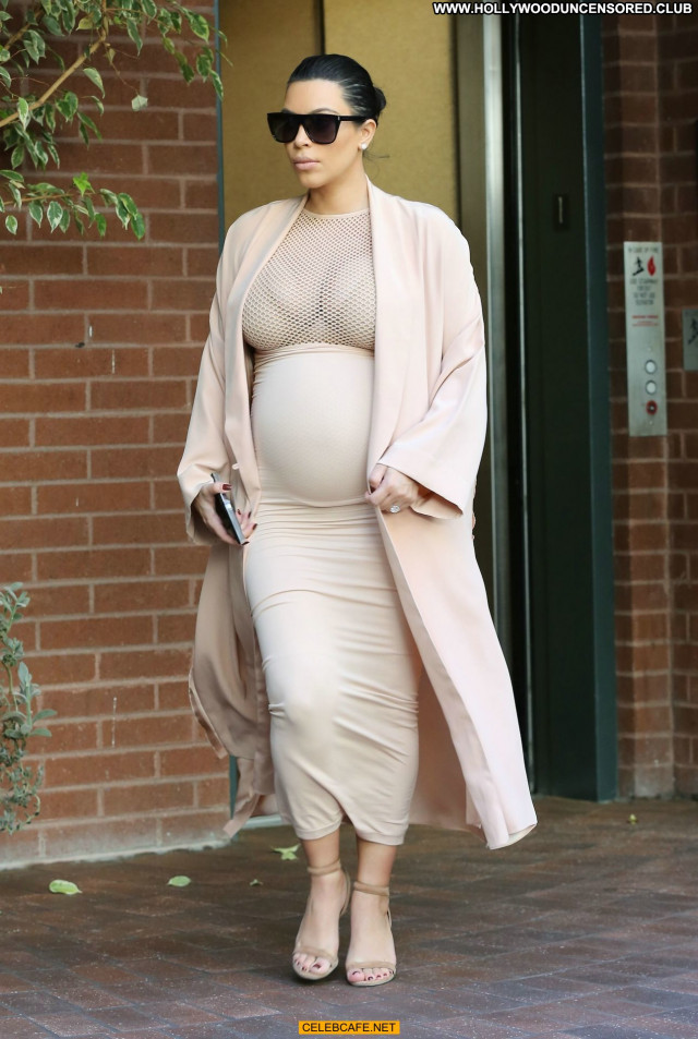 Kim Kardashian Beverly Hills Beautiful Babe Posing Hot Pregnant