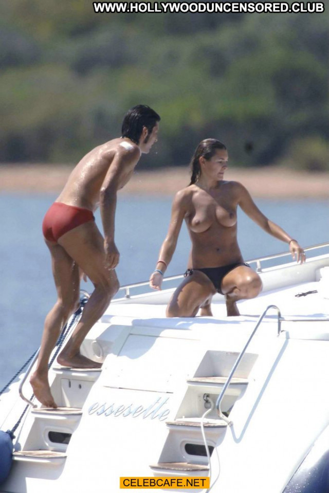 Alena Seredova No Source  Celebrity Beautiful Yacht Babe Topless