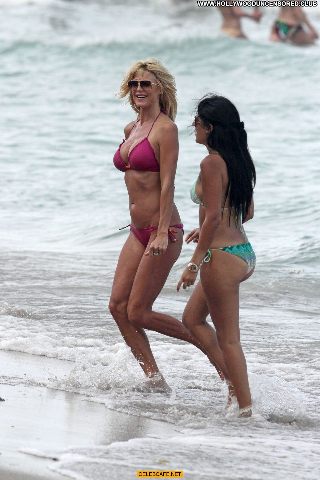 Victoria Silvstedt No Source Bikini Sex Sexy Posing Hot Celebrity