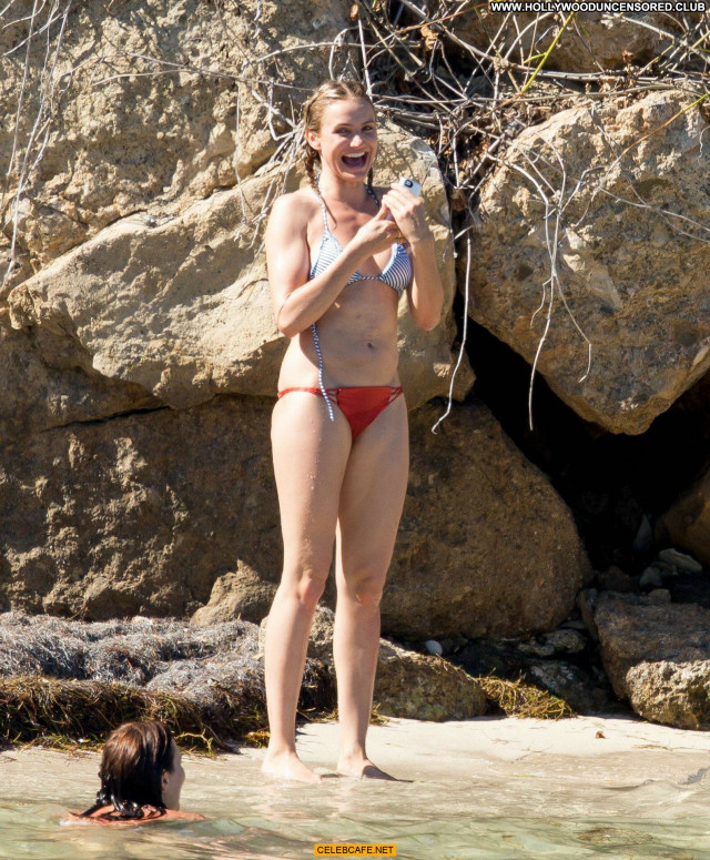 Cameron Diaz The Beach Babe Toples Topless Beautiful Beach Posing Hot