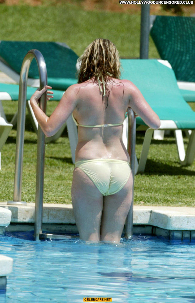 Brooke Kinsella Beautiful Babe Topless Toples Posing Hot Celebrity
