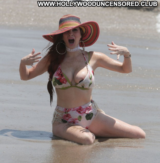Phoebe Price The Beach In Malibu Nude Devil Posing Hot Mali River