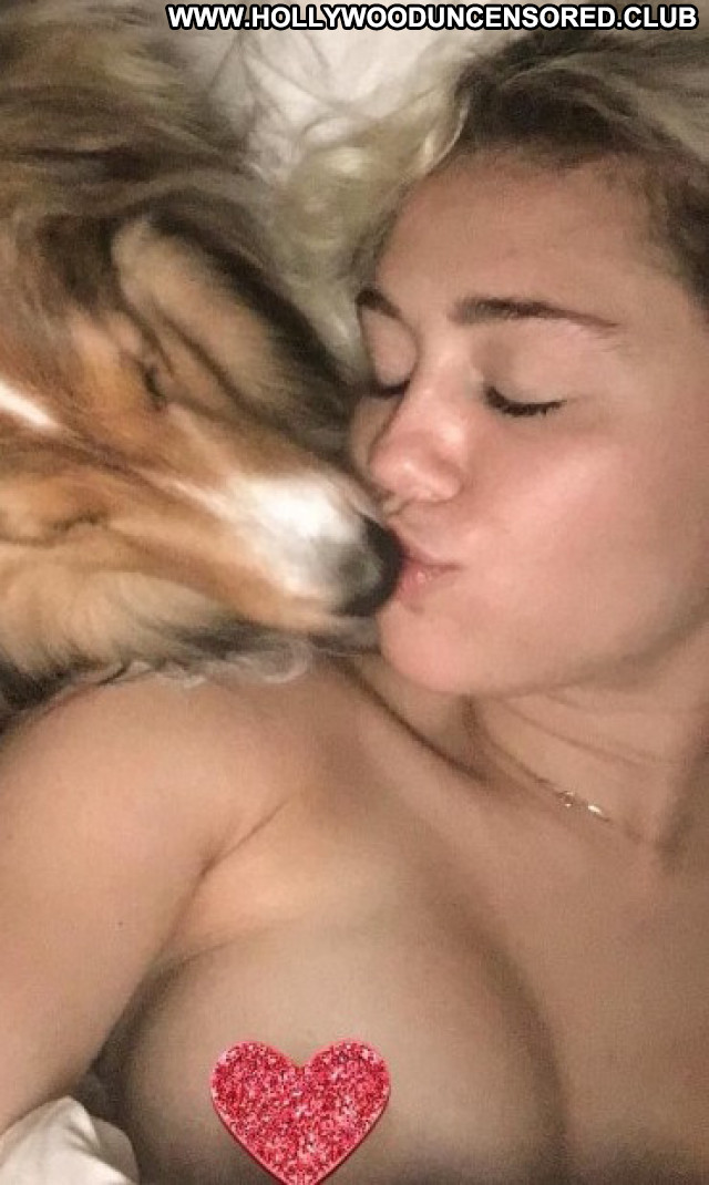 Miley Cyrus No Source Hot Beautiful River Sex Celebrity Short Hair Miley Cyrus No Source Hot Beautiful River Sex Celebrity Short Hair