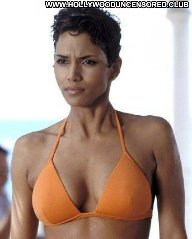 Halle Berry Die Another Day Hot Perfect Facebook Angry Bar Posing Hot