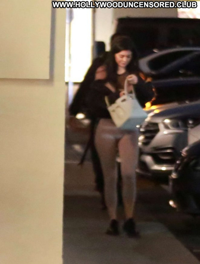 Kylie Jenner Posing Hot Paparazzi Celebrity Babe Malibu
