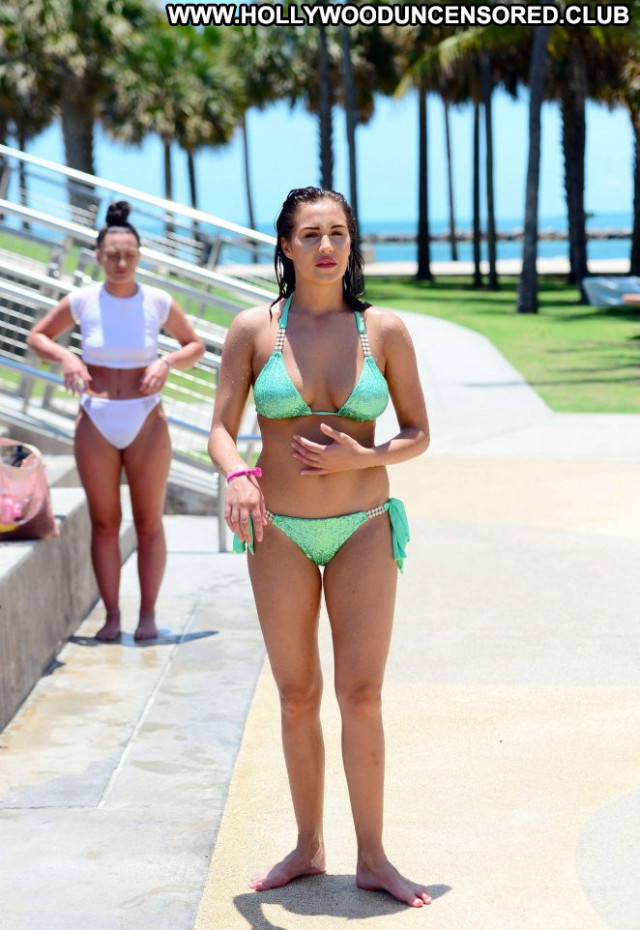 Chloe Goodman Babe Celebrity Beautiful Bikini Posing Hot Paparazzi