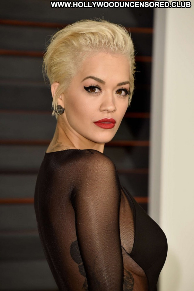 Rita Ora Vanity Fair Hollywood Beautiful Paparazzi Posing Hot