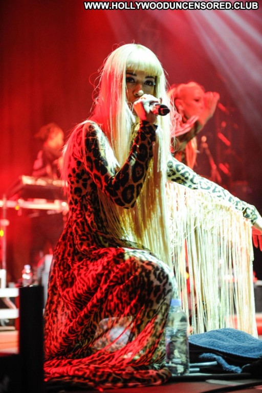 Rita Ora Babe Beautiful Posing Hot Paparazzi Celebrity Straight