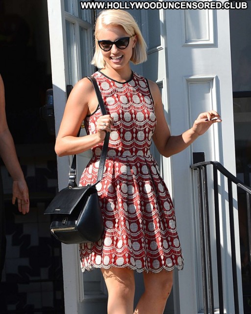 Dianna Agron Paparazzi Babe Celebrity Posing Hot Straight Beautiful