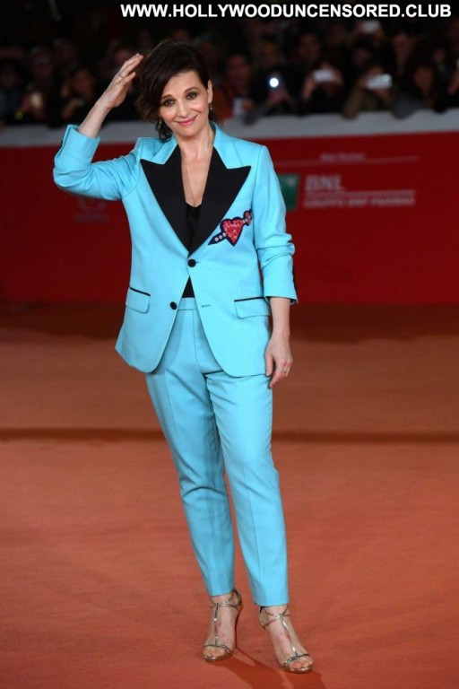Juliette Binoche Babe Paparazzi Celebrity Straight Beautiful Posing Hot