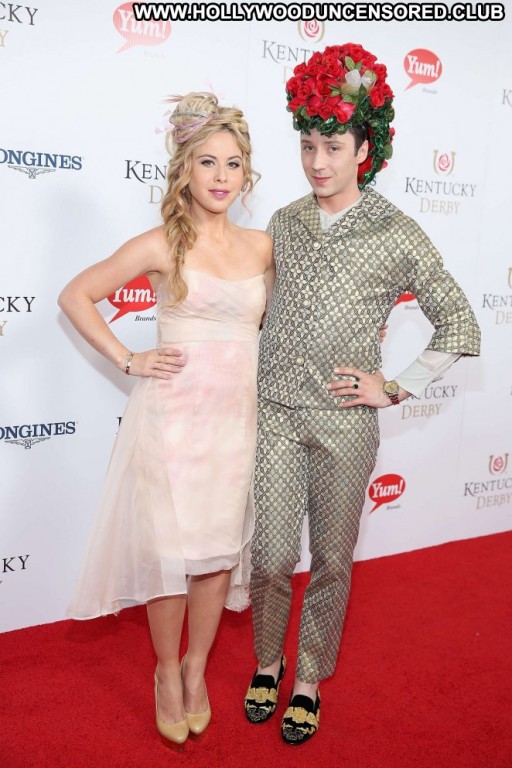 Tara Lipinski Beautiful Posing Hot Straight Celebrity Paparazzi Babe