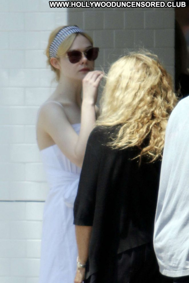 Elle Fanning Studio City Celebrity Posing Hot Beautiful Babe Paparazzi