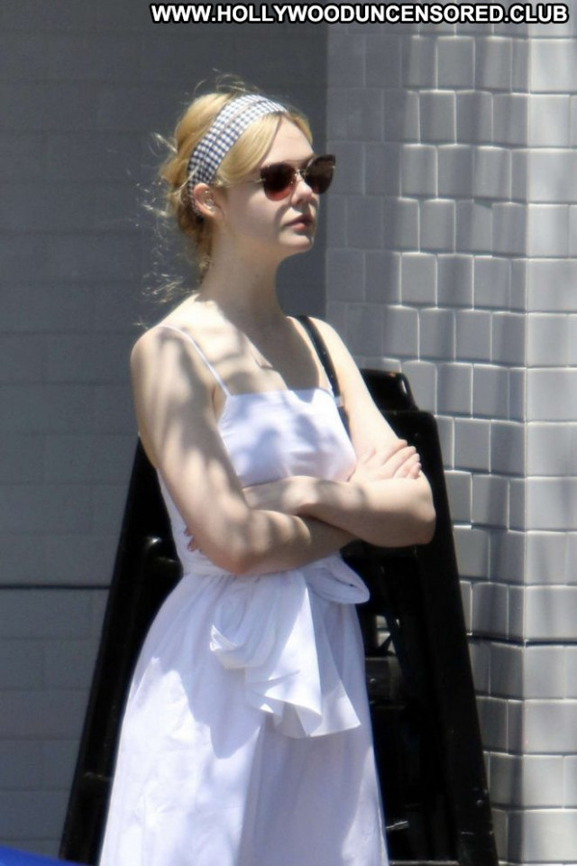 Elle Fanning Studio City Celebrity Posing Hot Beautiful Babe Paparazzi