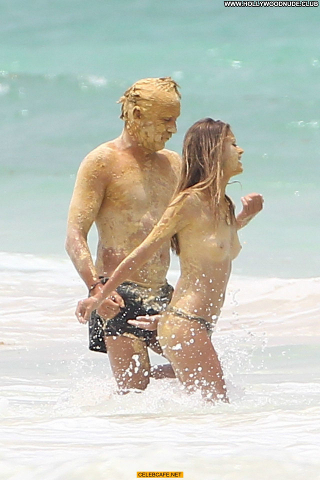 Niamh Adkins No Source  Beautiful Babe Topless Toples Beach Posing
