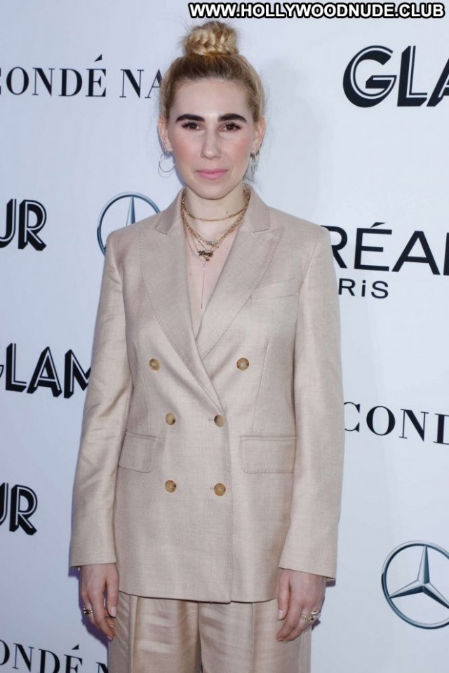 Zosia Mamet Glamour Women Celebrity Beautiful Awards Posing Hot Nyc