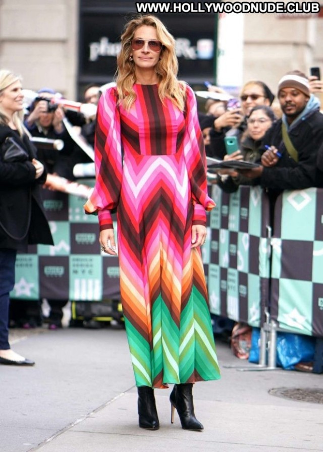 Julia Roberts New York Celebrity New York Beautiful Babe Posing Hot