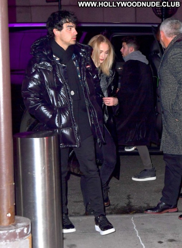 Sophie Turner New York New York Paparazzi Celebrity Beautiful Babe