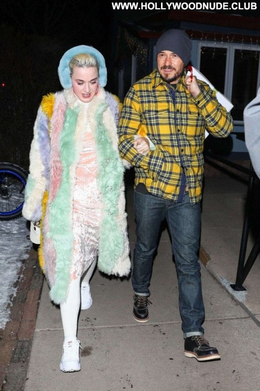 Katy Perry Straight Beautiful Celebrity Babe Paparazzi Posing Hot