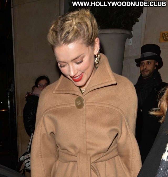 Amber Heard No Source Babe Beautiful Paris Paparazzi Celebrity Posing