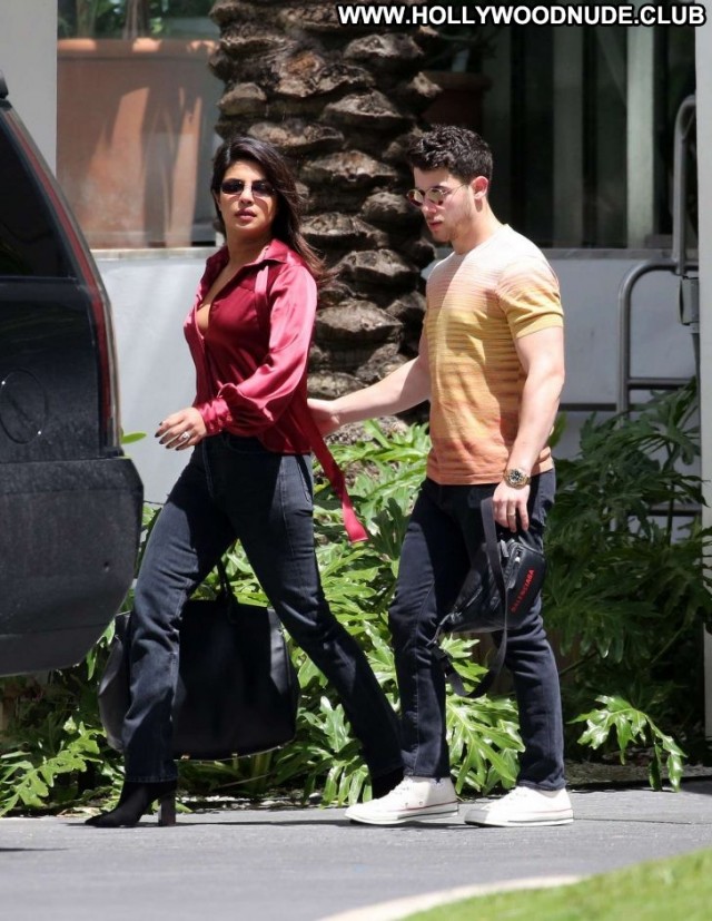 Priyanka Chopra No Source Babe Beautiful Celebrity Hotel Hot