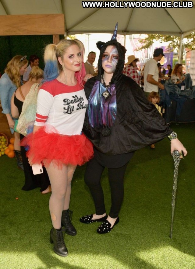 Michelle Trachtenberg No Source Halloween Paparazzi Beautiful Posing