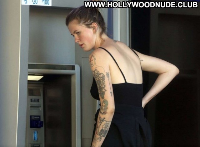 Ireland Baldwin No Source Black Paparazzi Celebrity Beautiful Posing