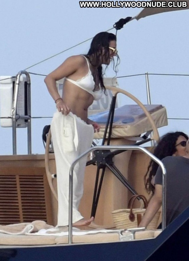 Michelle Rodriguez No Source  Italy Boat Posing Hot Beautiful