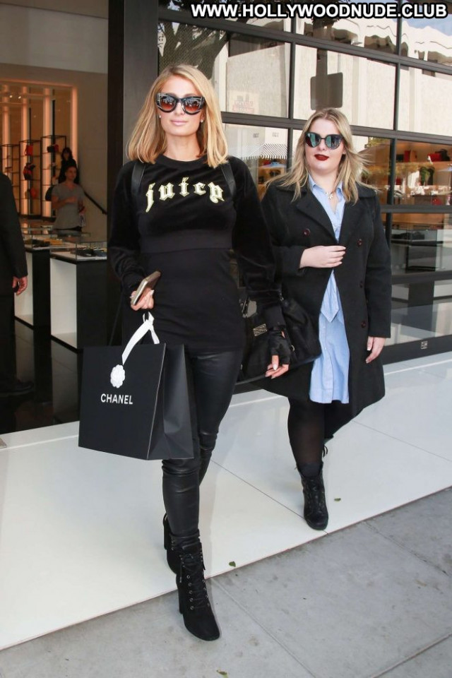 Paris Hilto Beverly Hills Shopping Posing Hot Celebrity Beautiful