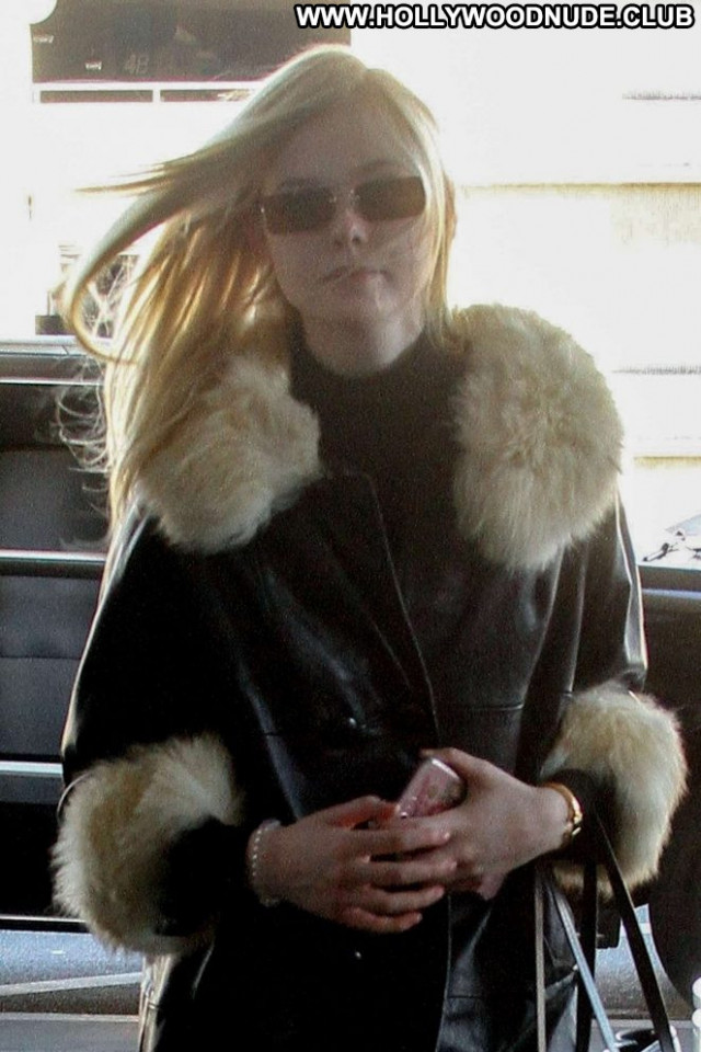 Elle Fanning Lax Airport Angel Lax Airport Los Angeles Beautiful