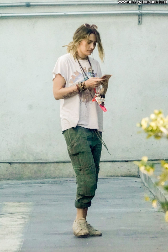 Paris Jackson No Source  Sexy Celebrity Posing Hot Babe Beautiful