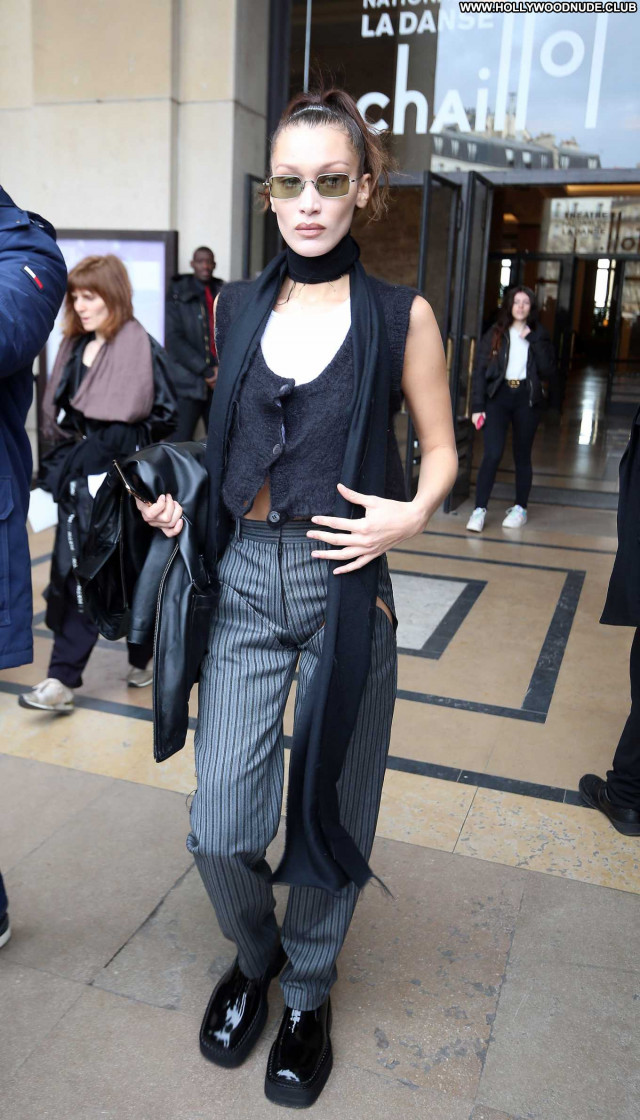 Bella Hadid Fashion Show Paparazzi Beautiful Celebrity Posing Hot Babe