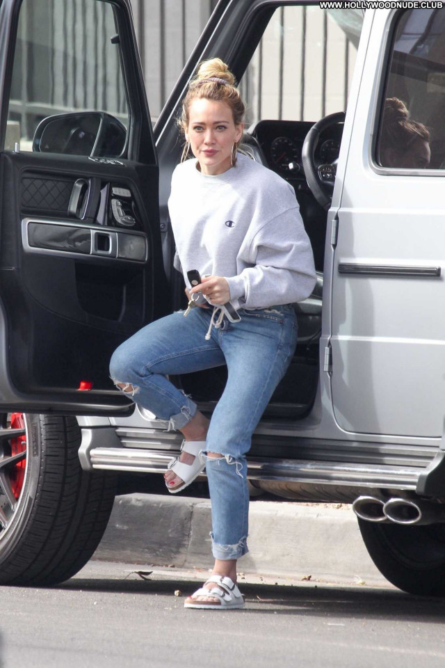 Hilary Duff Studio City Beautiful Paparazzi Celebrity Posing Hot Babe