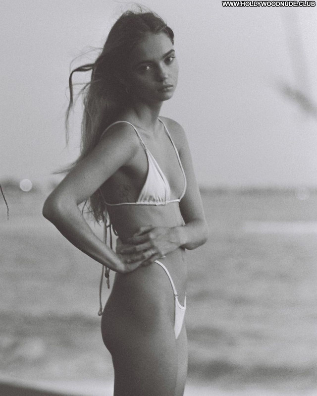 Inka Williams No Source Posing Hot Sexy Celebrity Babe Beautiful