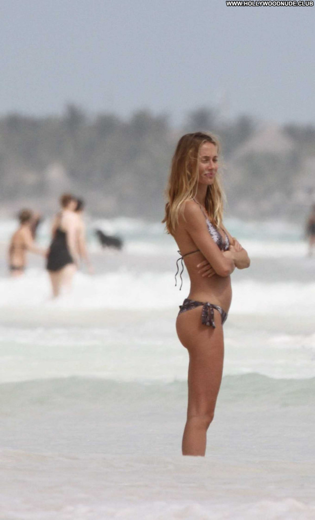 Vanesa Lorenzo The Beach Celebrity Paparazzi Babe Posing Hot Beautiful