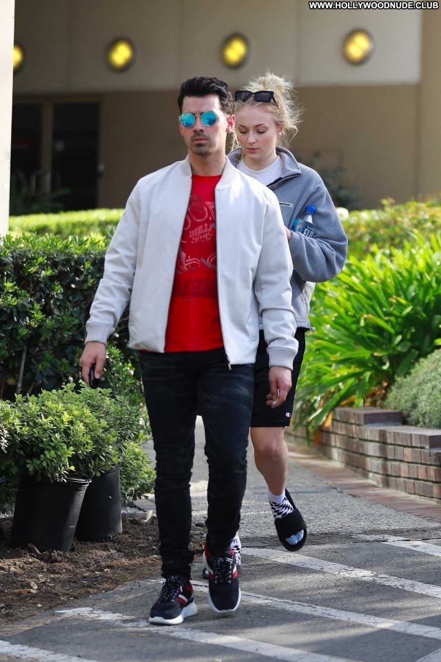 Sophie Turner Los Angeles Paparazzi Beautiful Celebrity Posing Hot