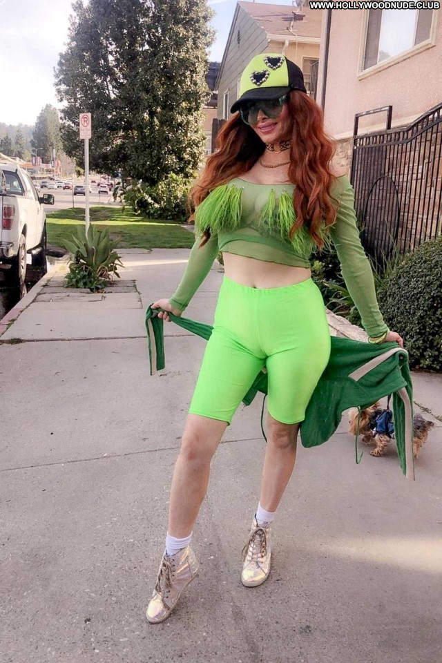 Phoebe Price Beverly Hills Posing Hot Beautiful Babe Paparazzi