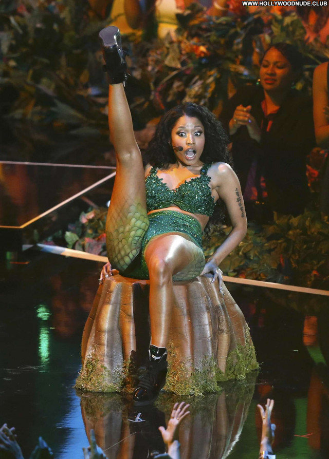 Nicki Minaj No Source  Beautiful Awards Paparazzi Posing Hot Babe