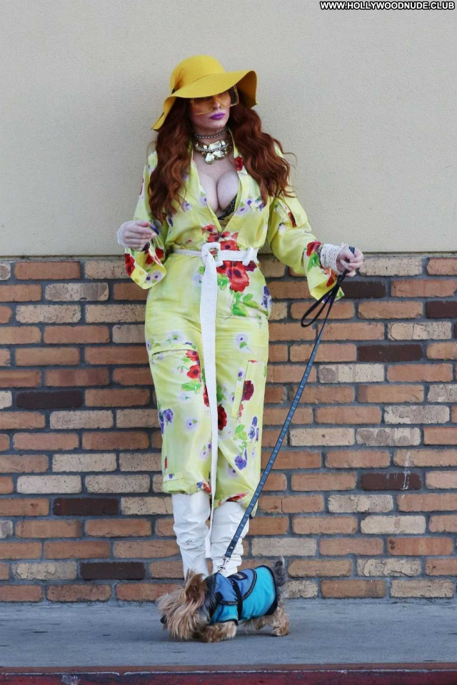 Phoebe Price Studio City  Celebrity Paparazzi Beautiful Babe Posing